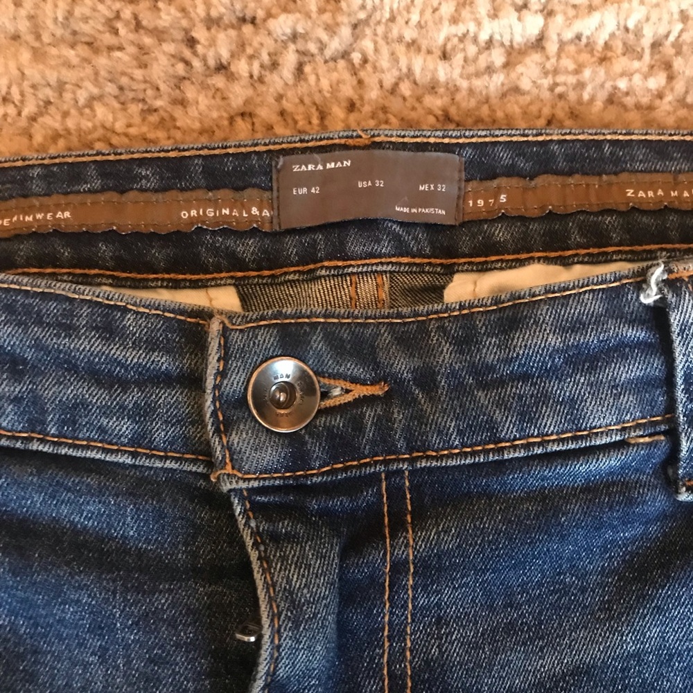 Zara Carrot Fit Jeans